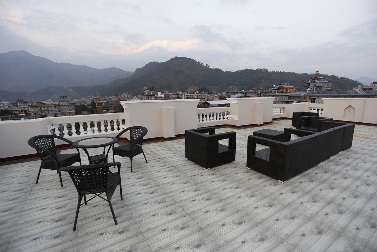 Da Yatra Courtyard Hotel